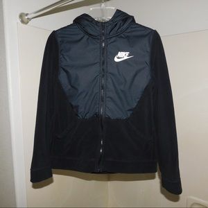 Nike Girl’s Black Windbreaker Jacket/Coat